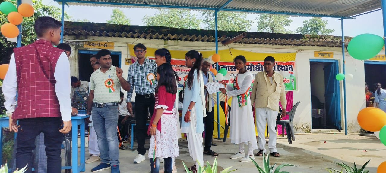 WhatsApp Image 2024-12-10 at 11.54.59 AM