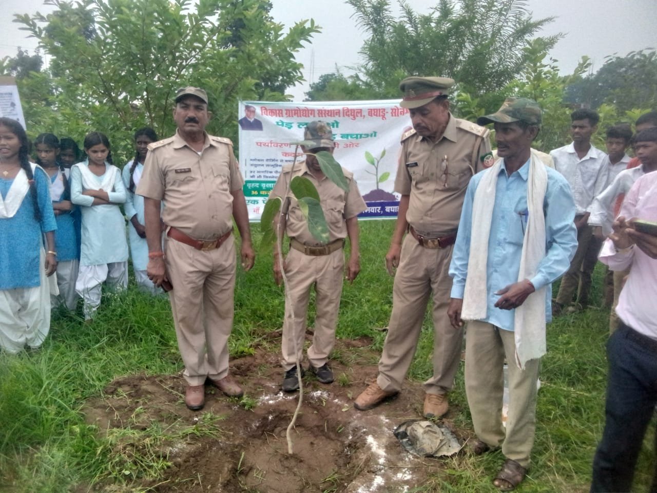 WhatsApp Image 2024-12-10 at 11.55.48 AM